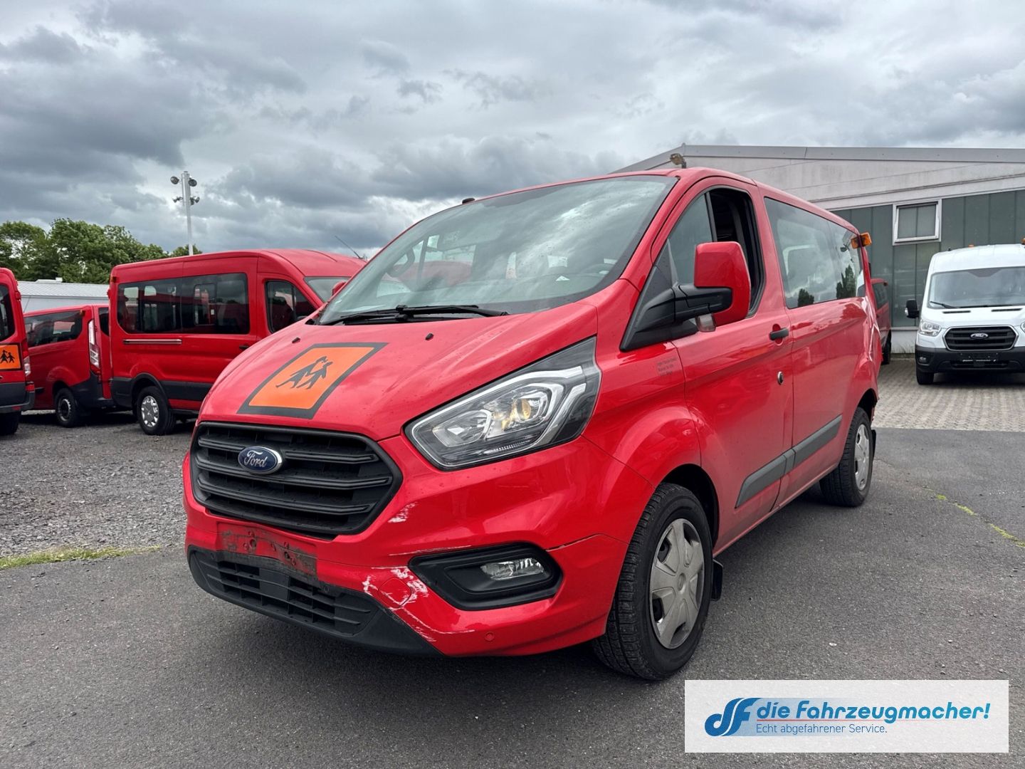Fahrzeugabbildung Ford Transit Custom Kombi L1 2.0TDCi 60tkm *UNFALLWAG