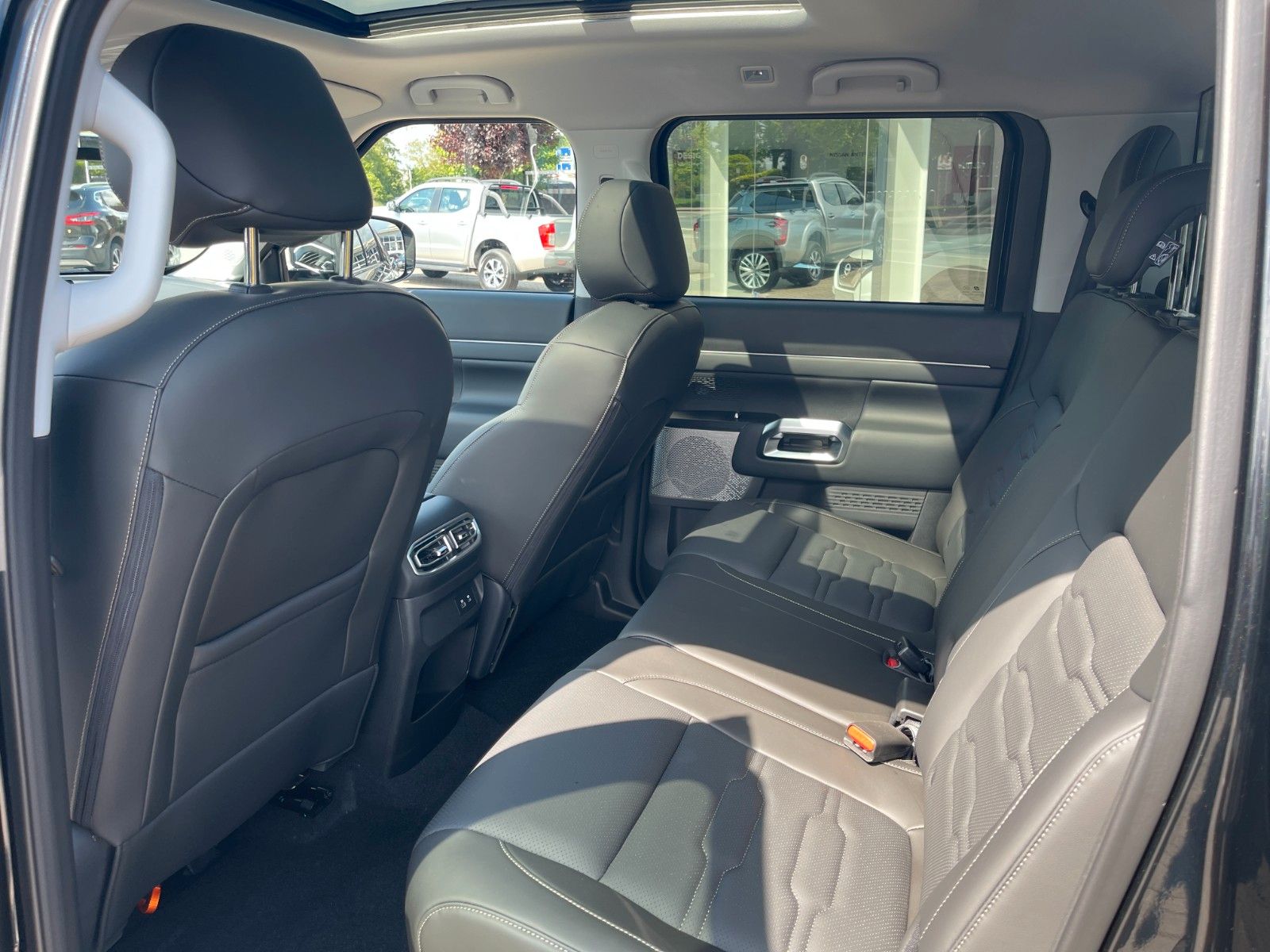 Fahrzeugabbildung DFSK Rich 9 2.3 DCi AT 4x4 Vollausstattung