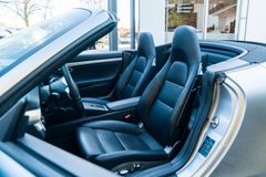 PORSCHE 991 Carrera 4 Cabriolet/ PASM / SPORT AGA / BOSE PORSCHE 991 Carrera 4 Cabriolet/ PASM / SPORT AGA / BOSE