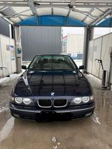 BMW Verkaufe BMW E39 / 520d Baujahr 2000 - BMW 5er Reihe E39 mit Diesel-Antrieb
