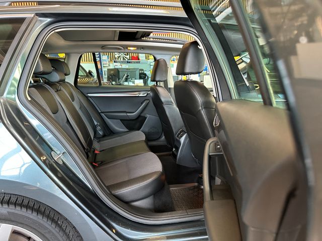 Skoda Octavia Combi *PANO*ACC*NAVI*LED*2-ZONEN*