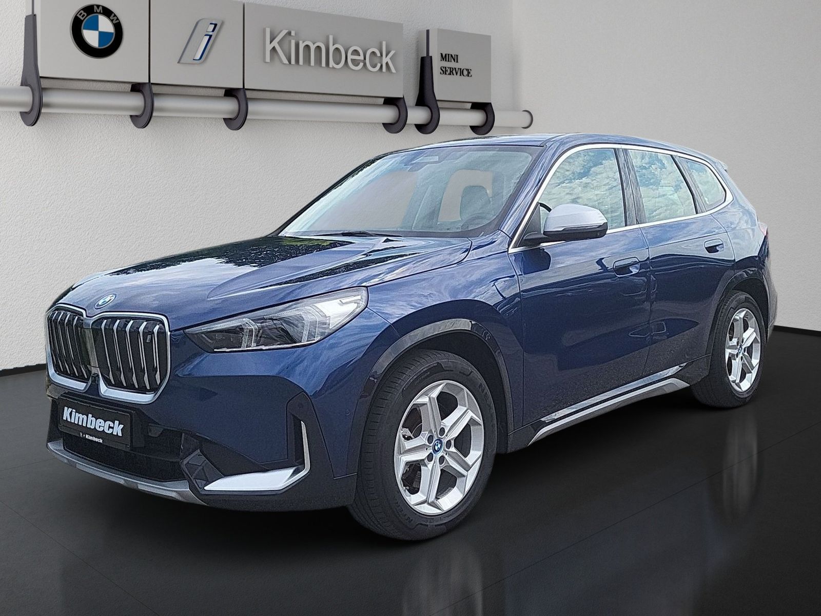 BMW IX1 xDrive30 xLine LED AHK HeadUp 360° KeyLess foto 1