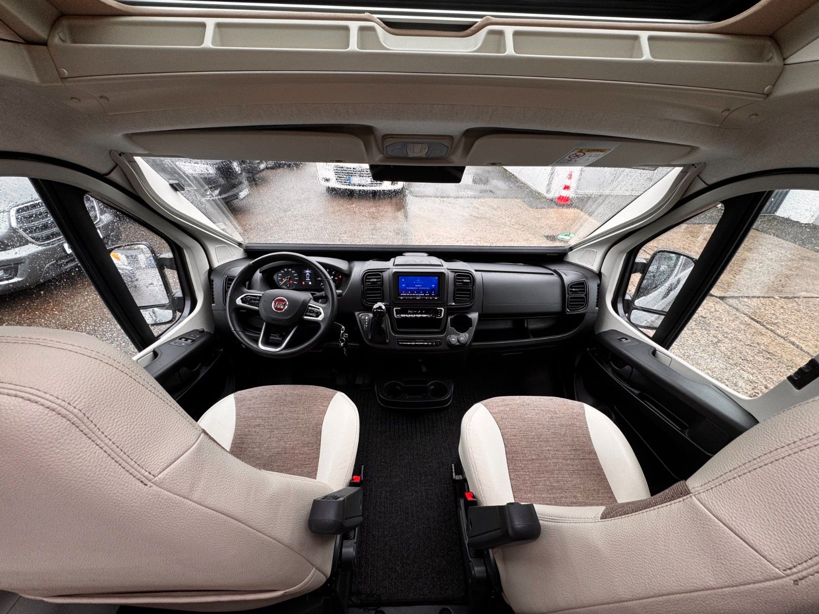 Fahrzeugabbildung Eura Mobil Van 635 HB *AUTOMATIK*