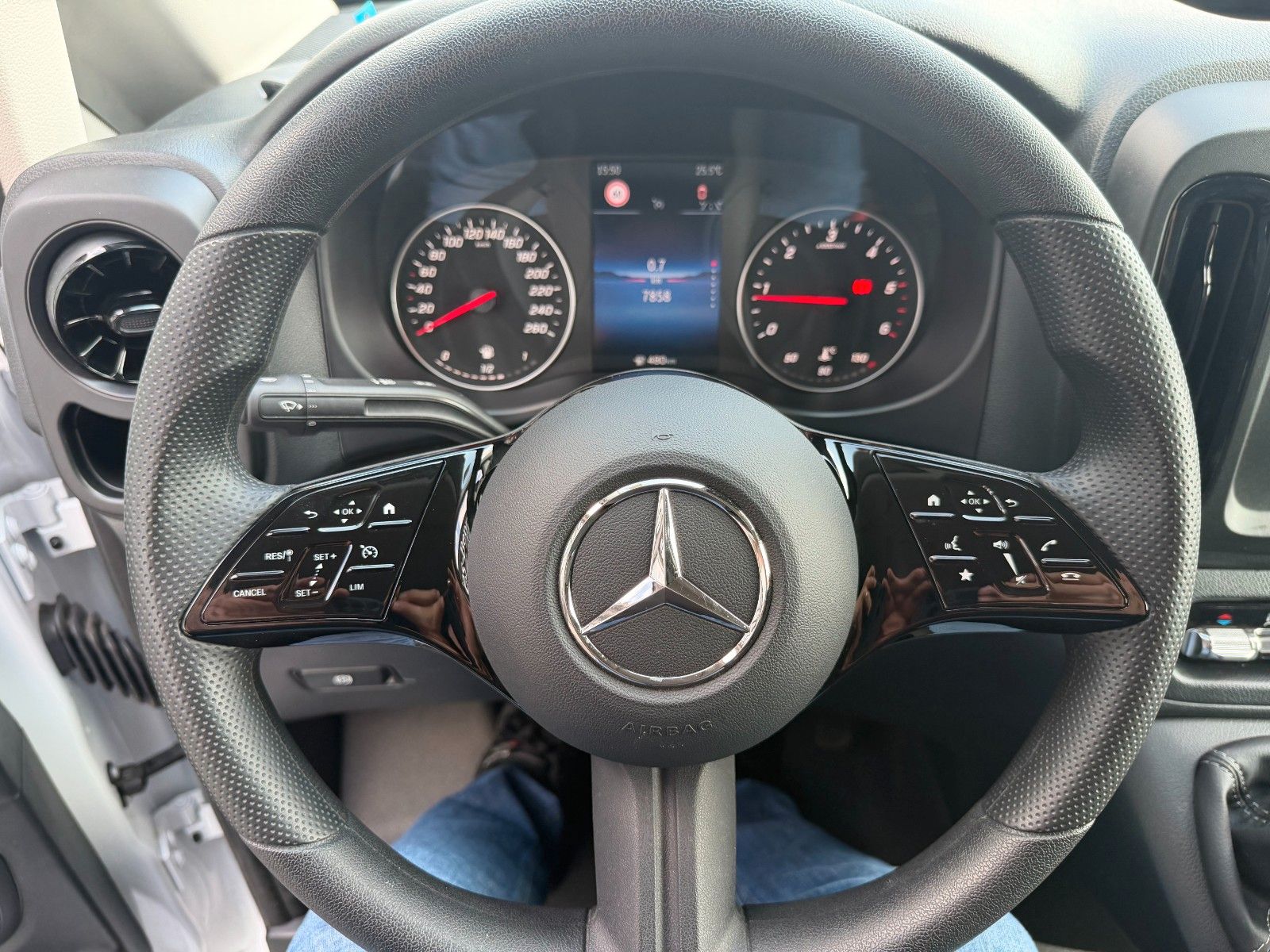 Fahrzeugabbildung Mercedes-Benz Vito 116 CDI Extral Klima Kamera AHK