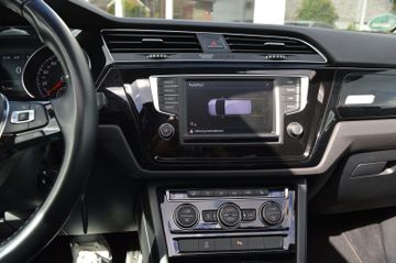Volkswagen Touran  2.0 TDI BMT DSG S&S Sound-Plus 7-Sitzer