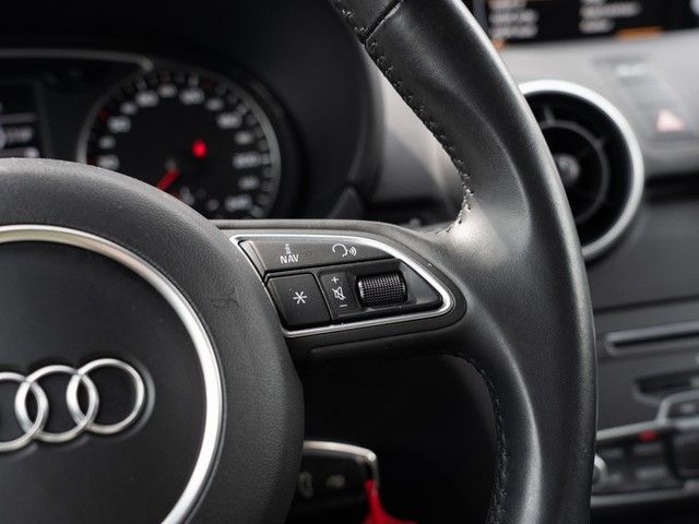A1 Sportback 1.0 TFSI S line XENON+NAVI+17'