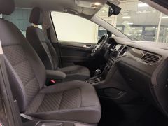 VW Golf Sportsvan 1.6 TDI Join 2.HAND/AHK/NAVI/PDC!