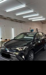 Toyota RAV 4 2,5-l-Hybrid Team Deutschland Auto 4x4... - Toyota Gebrauchtwagen in Düsseldorf