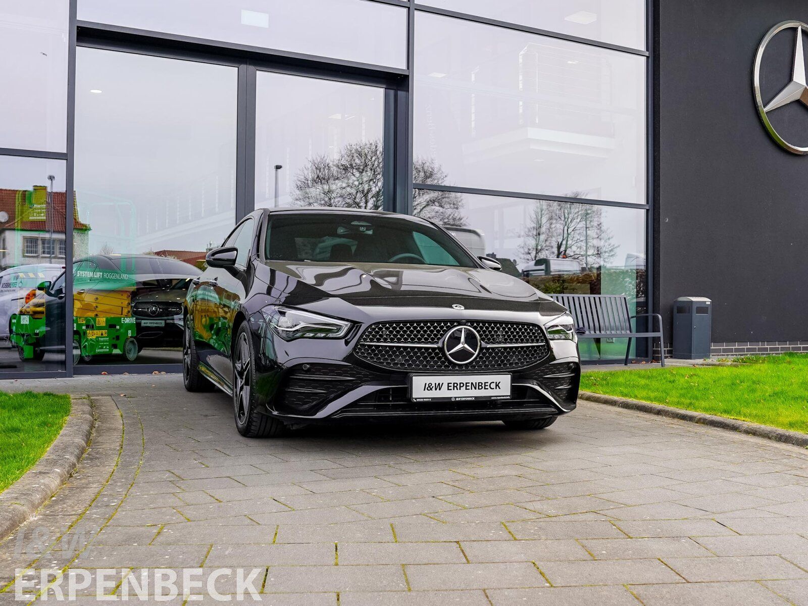 Fahrzeugabbildung Mercedes-Benz CLA 200 AMG Kamera Keyless LED Night Totwinkell