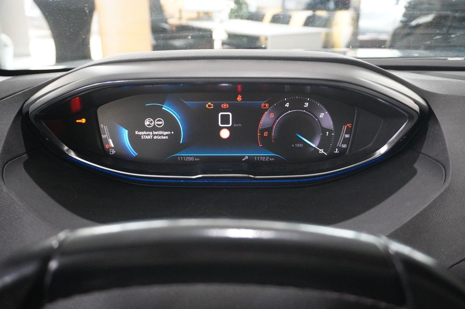 Fahrzeugabbildung Peugeot 3008 1.5D ALLURE NAVI/LED/KAMERA/SPORT/VIRTU/AHK