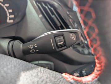 Ford Transit Courier Sport