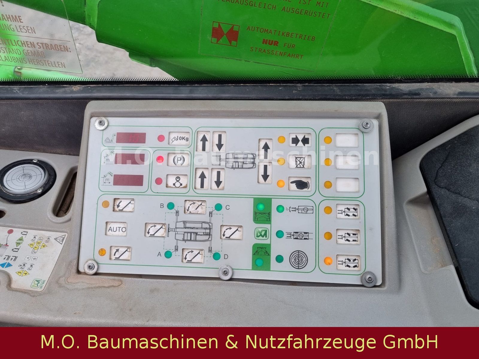 Fahrzeugabbildung Merlo Roto 38.16 S / SW / Gabel /Schaufel / Haken /