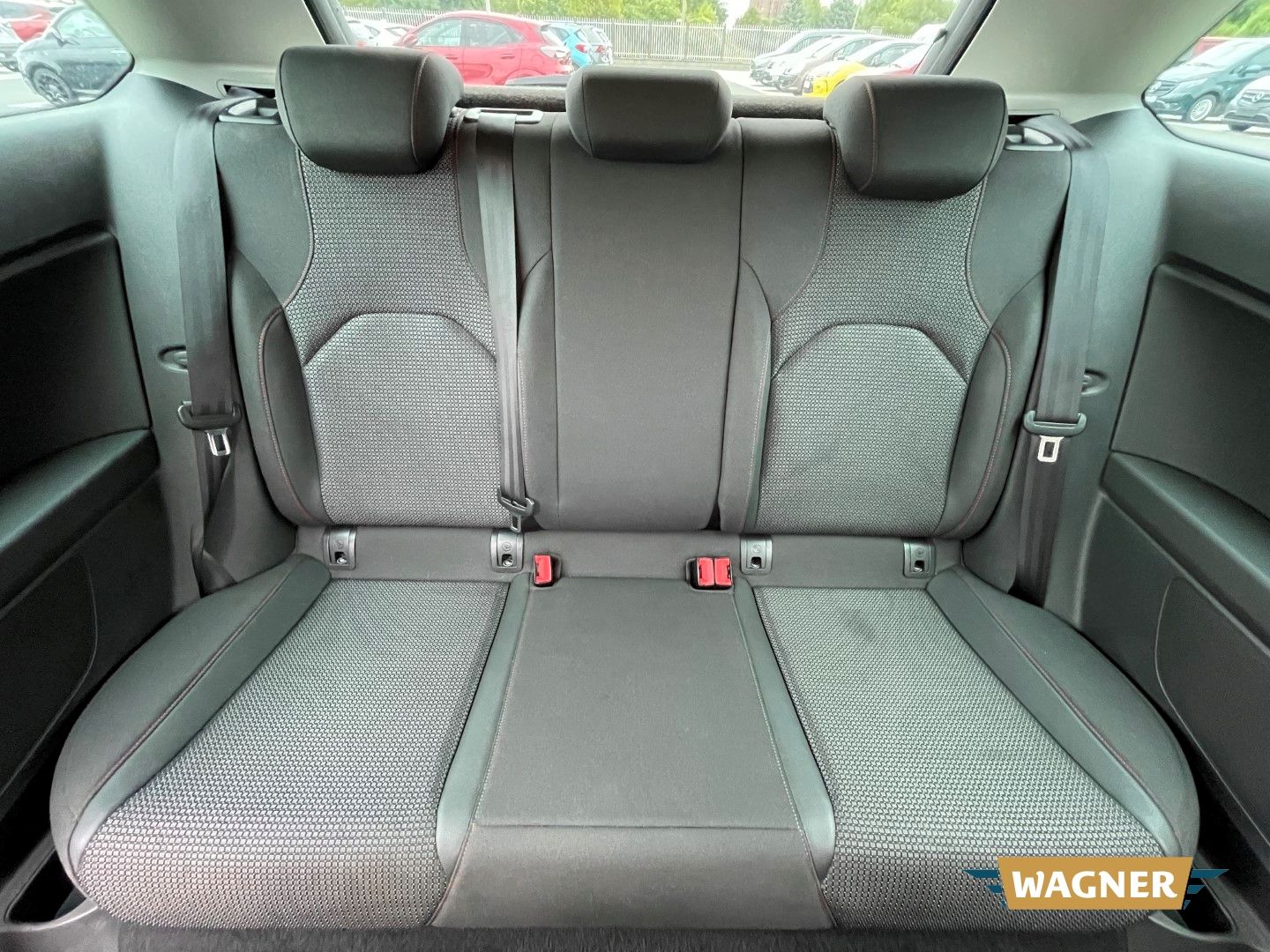 Fahrzeugabbildung SEAT Leon SC FR Automatik Klimaautomatik LED