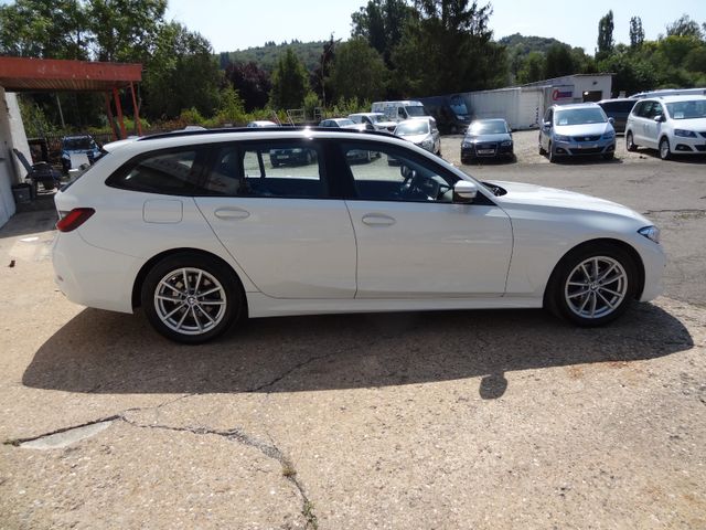 Fahrzeugabbildung BMW 318d/1.Hd/Widesreen/LED/Navi/SitzH/TopZustand