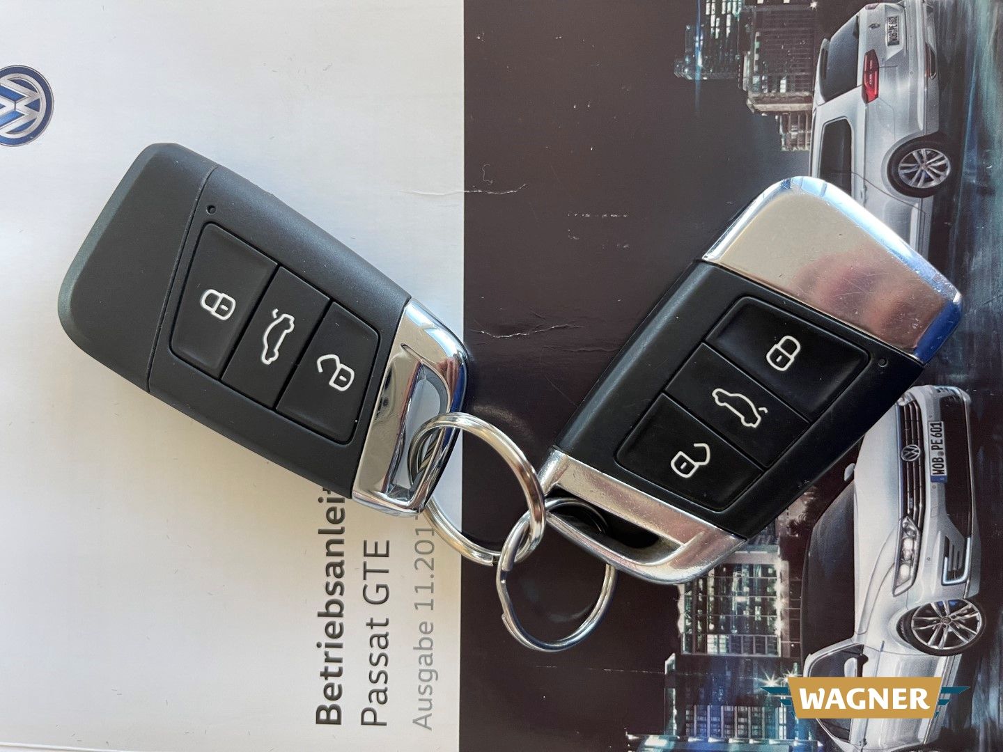 Fahrzeugabbildung Volkswagen Passat Variant GTE LED SHZ Kamera Navi