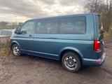 Volkswagen T6 Multivan Trendline mit vielen Extras - VW T6 Multivan Gebrauchtwagen in Hamburg