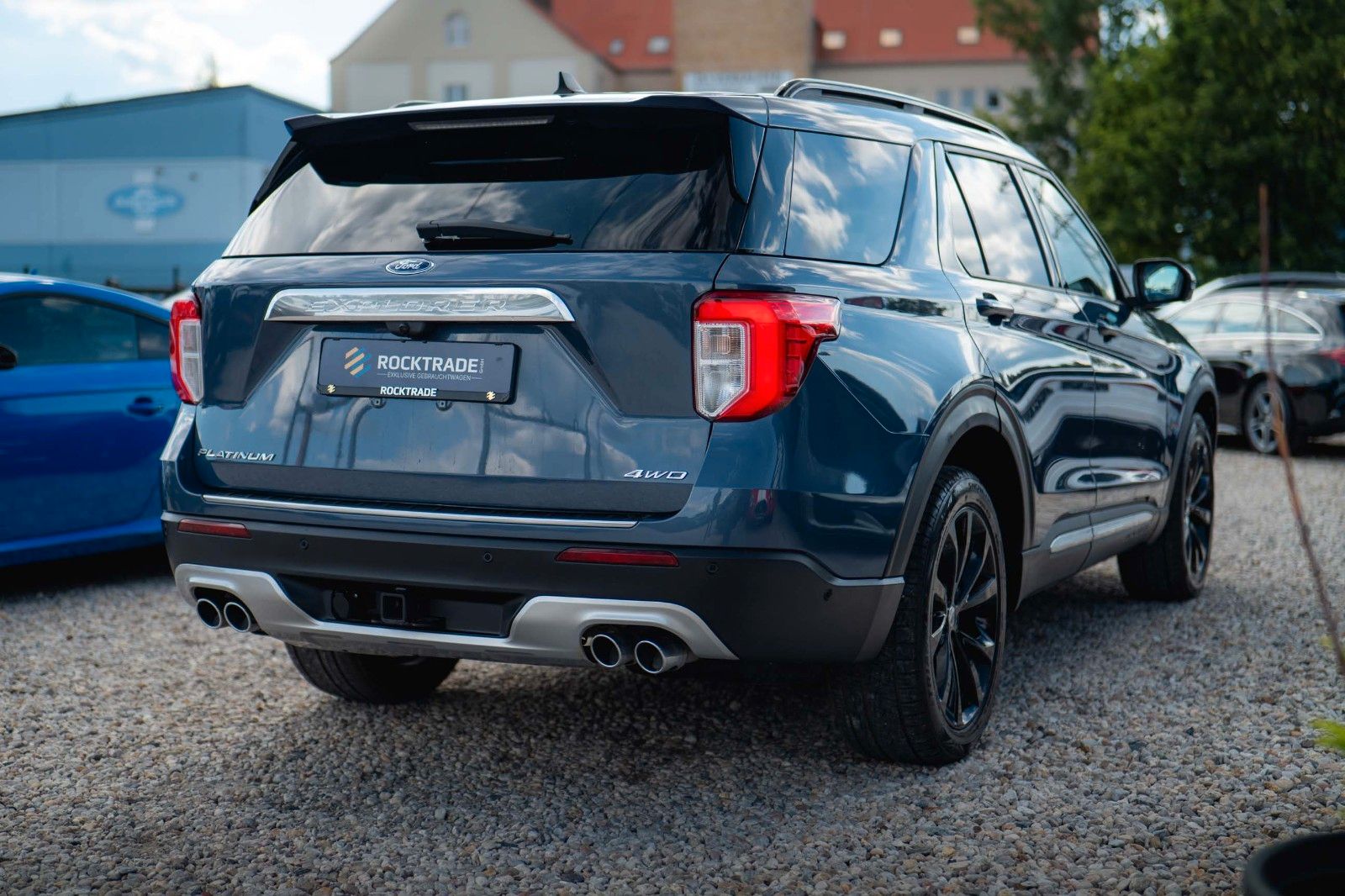 Fahrzeugabbildung Ford Explorer PLATINUM 3.0 V6 TwinTurbo 4x4 *360*ACC*