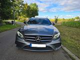 Mercedes-Benz E 220 d 4MATIC T Autom. 360 Kam, AMG-Line - Mercedes-Benz E 220 Gebrauchtwagen in Stuttgart