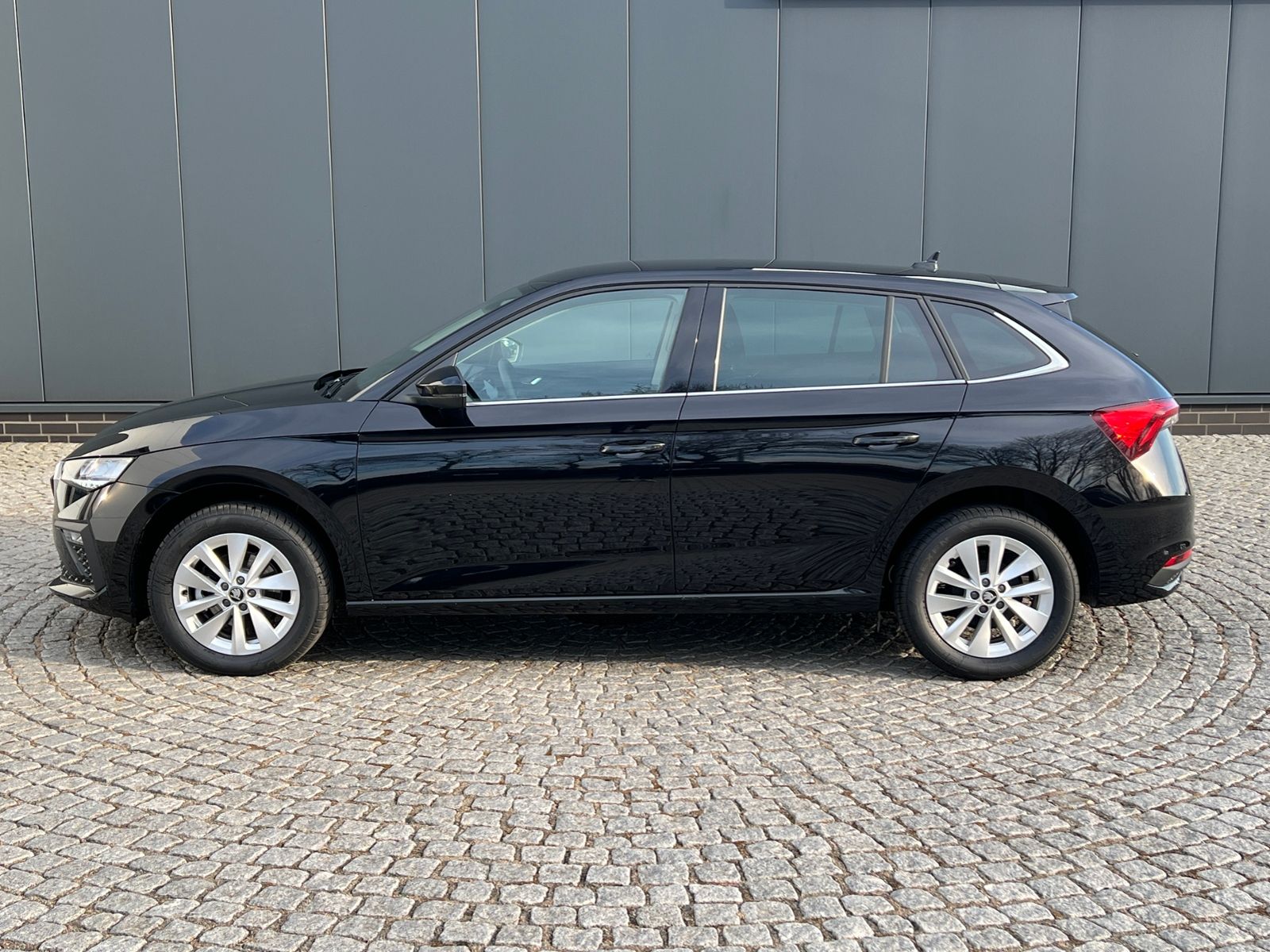 Fahrzeugabbildung SKODA Scala Selection 1.0 TSI DSG *AHK, LED, ACC, Kame