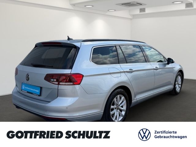 Volkswagen Passat Variant - Bild 5