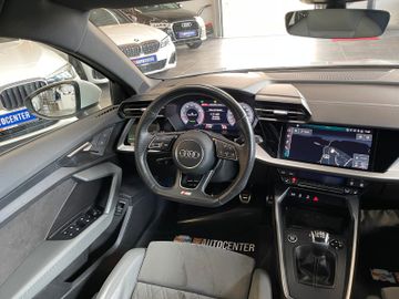 Audi A3 Sportback 35 TFSI S line *AHK*LED*Klima*