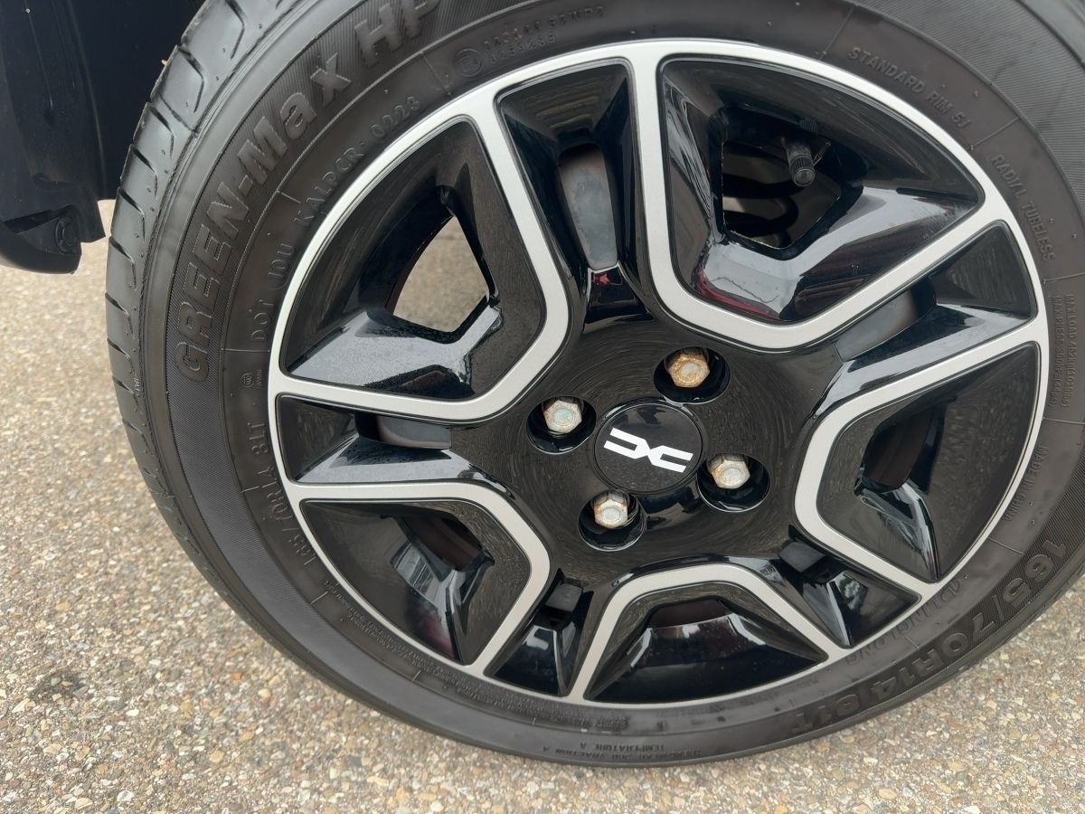 Fahrzeugabbildung Dacia Spring Expression 45 CCS Kamera Navi Klima
