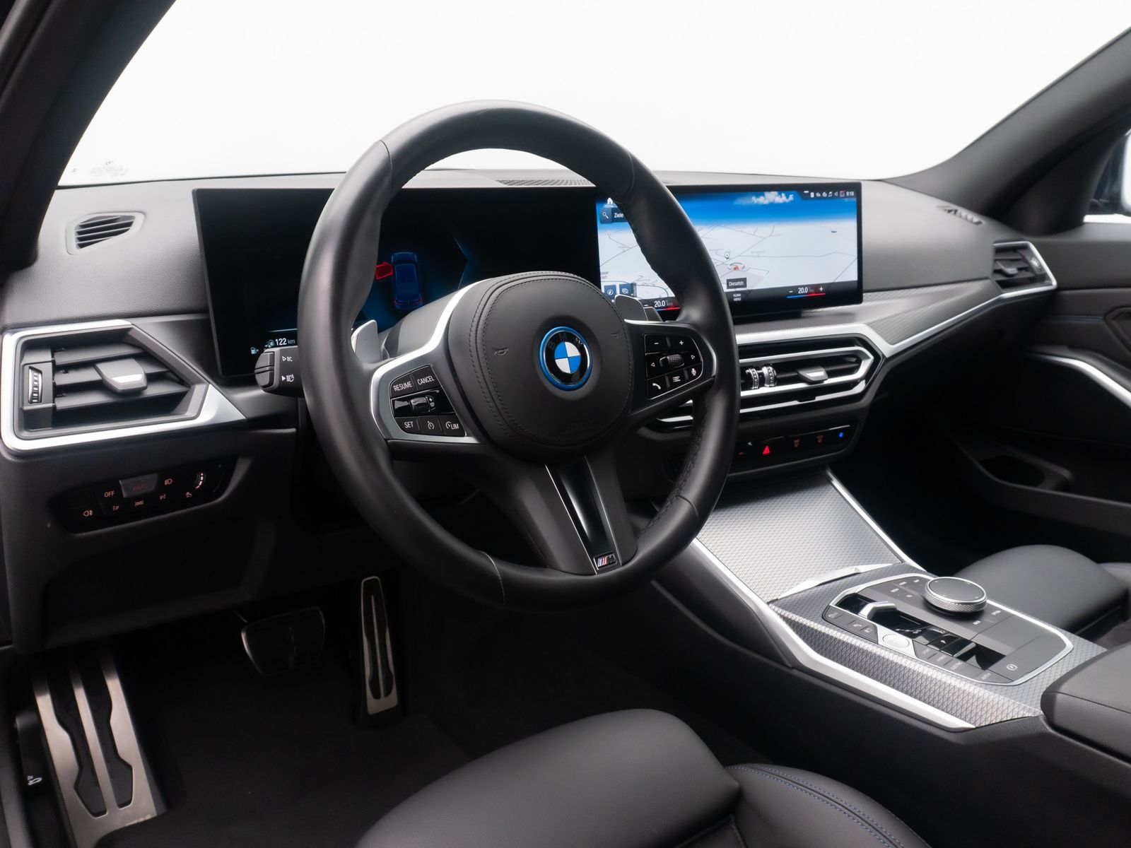 Fahrzeugabbildung BMW 320e M Sport DAB PDC Widscreen Individual 18Zoll