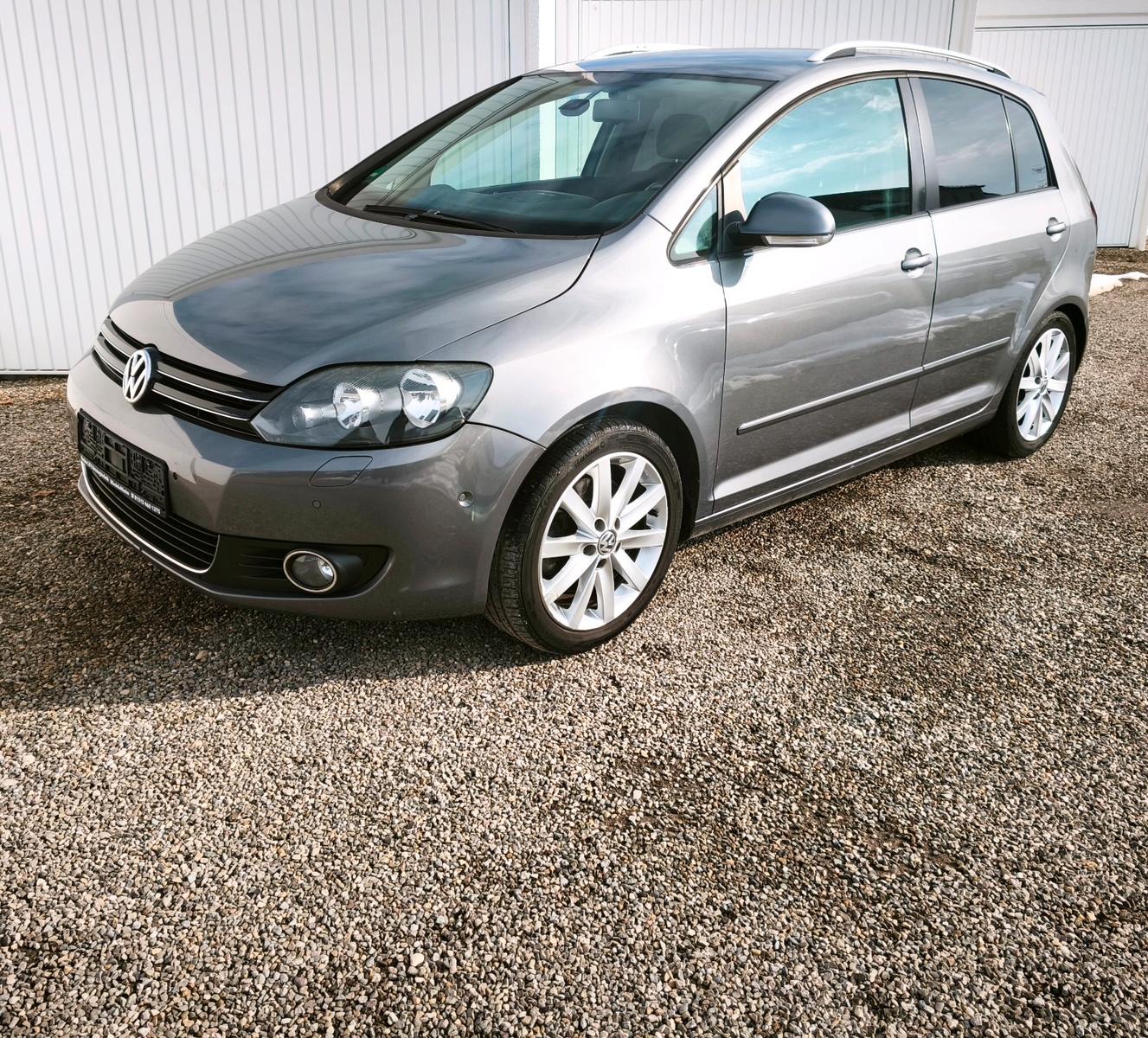 Volkswagen Golf Plus Highline abn. AHK Navi Alcantara SHZ