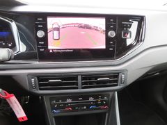 VW Polo 1.0 TSI R-Line DSG IQ.Drive Matrix Nav 17'' VW Polo 1.0 TSI R-Line DSG IQ.Drive Matrix Nav 17''