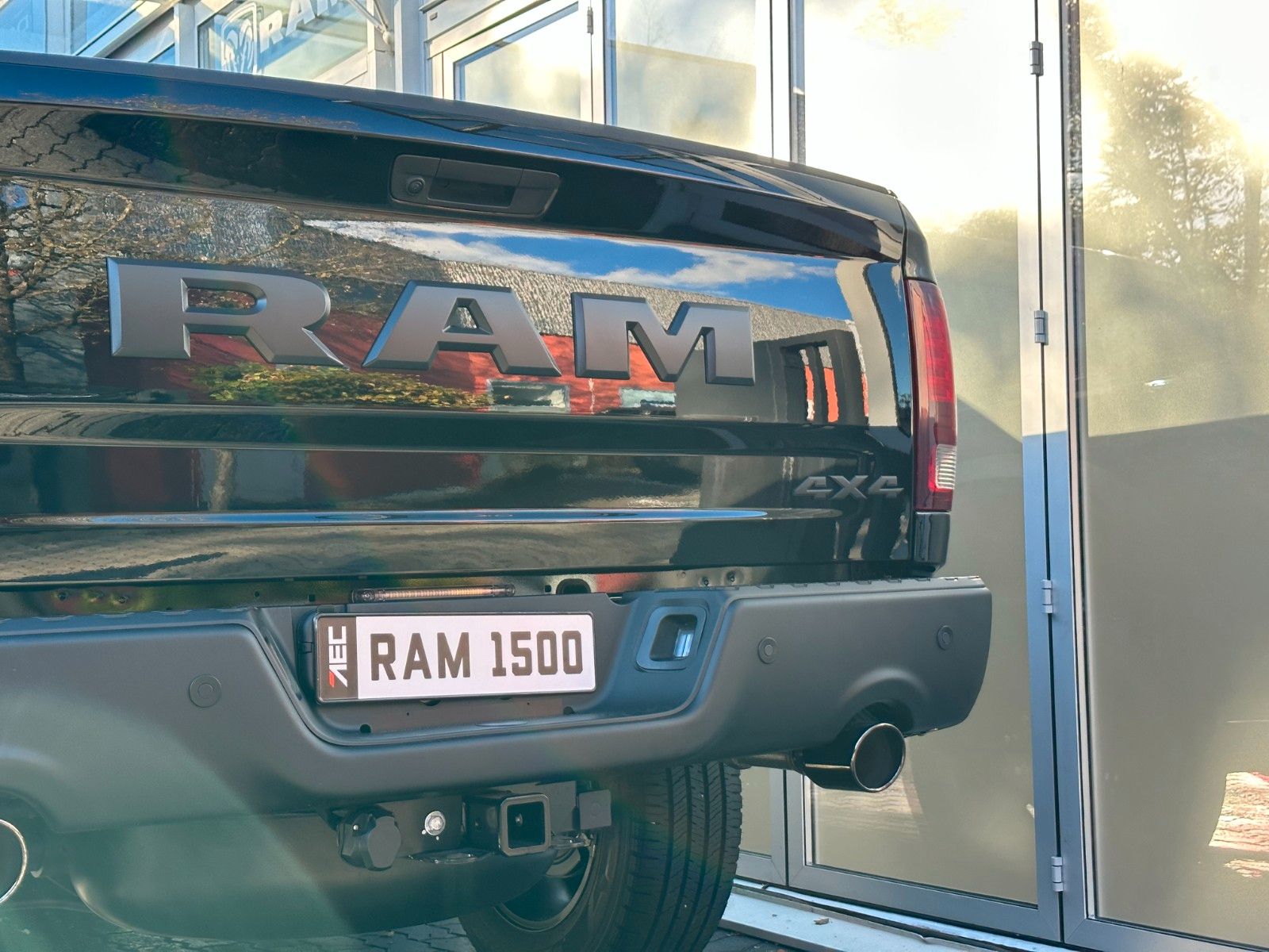 Fahrzeugabbildung Dodge RAM 1500 WARLOCK *LPG*A/T Reifen