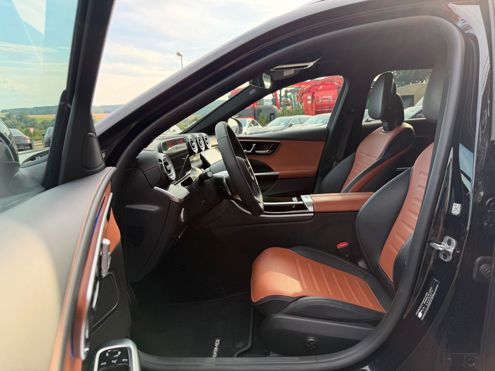 Fahrzeugabbildung Mercedes-Benz C 300 T e AMG HUD+AHK+360°+Digital+Memory+LenkAs