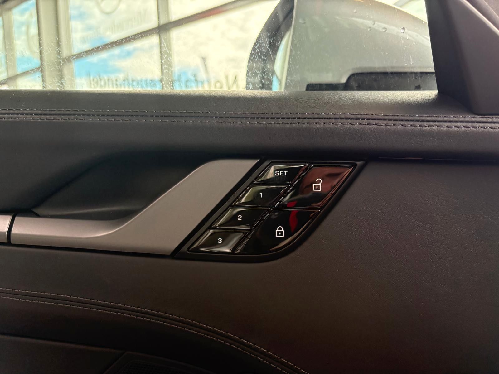 Fahrzeugabbildung Porsche 911 Carrera 4S Sport Design VollAusst.