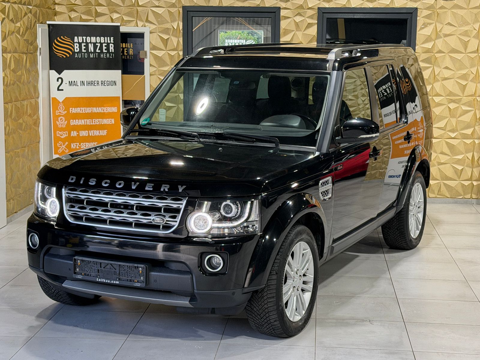 Fahrzeugabbildung Land Rover Discovery 4 SDV6 HSE/1-HAND/DEUTSCH/VOLL/PANO/LE