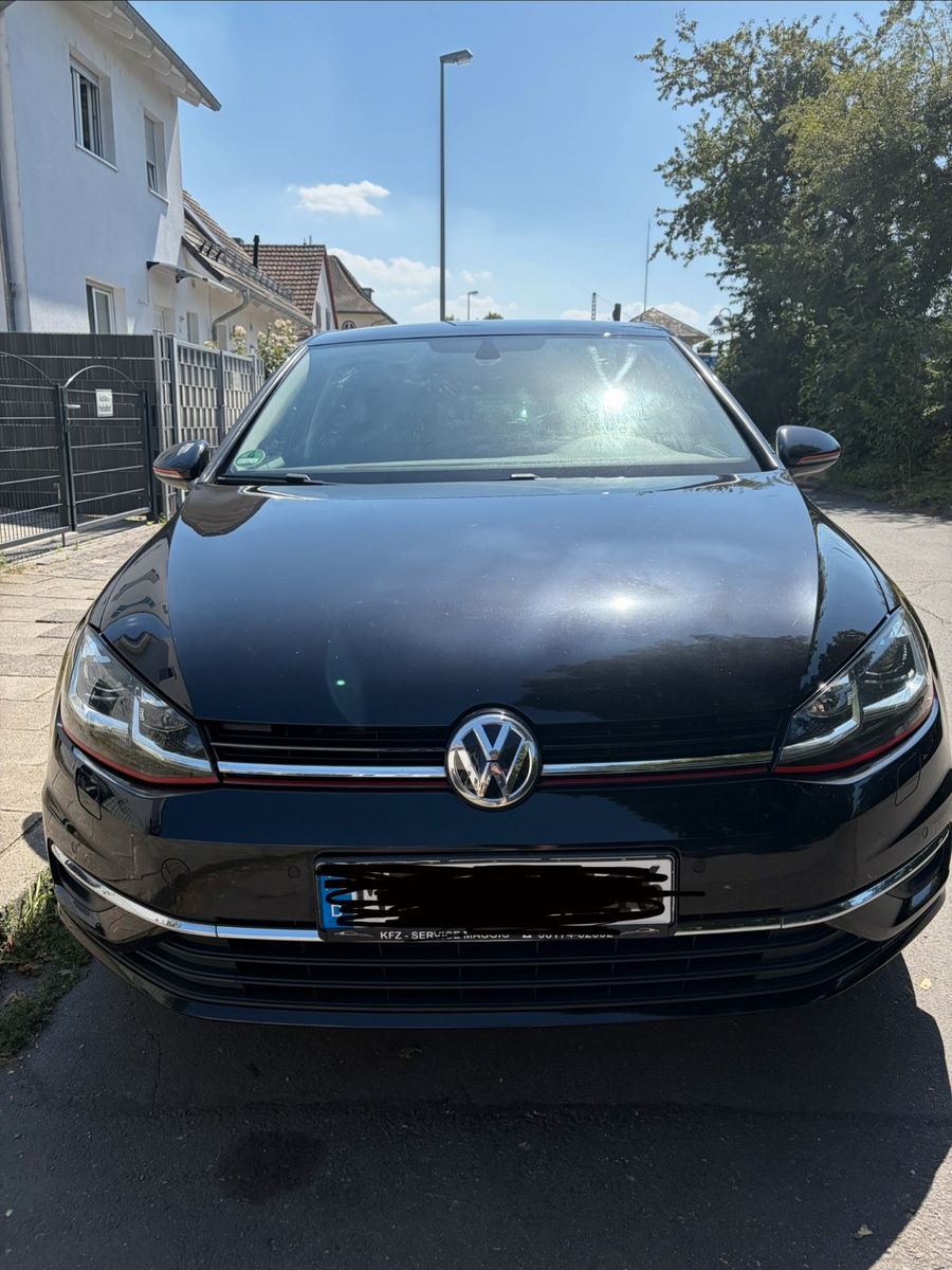 VW Golf 1.6 TDI Sound Sound