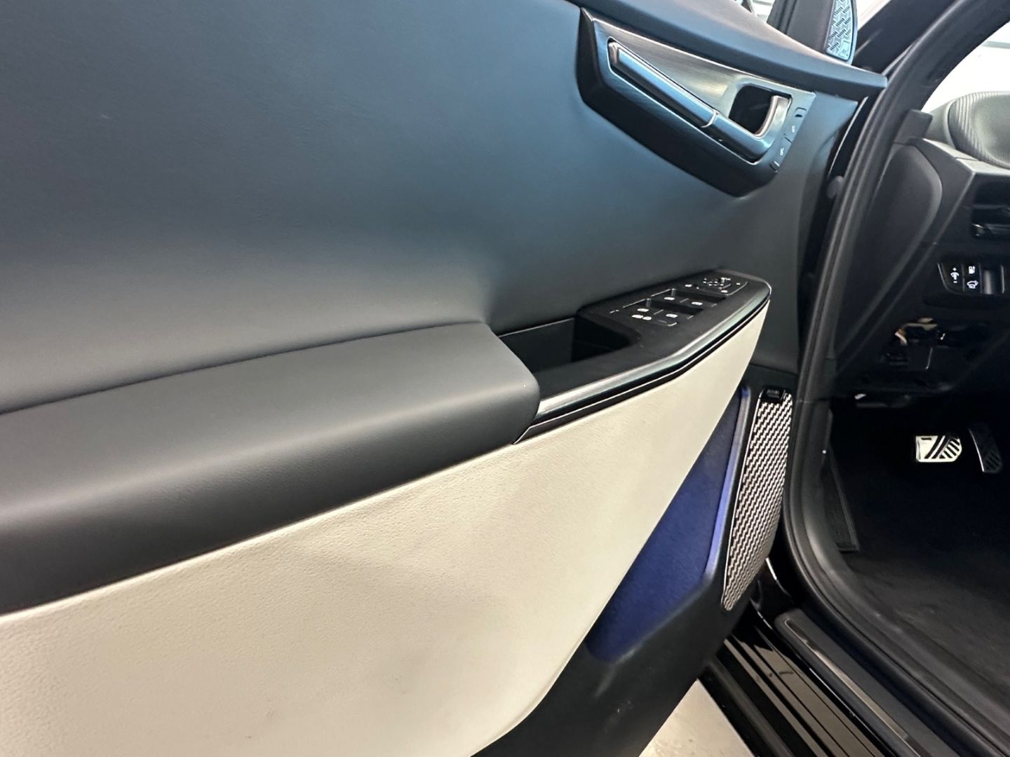 Fahrzeugabbildung Kia EV6 GT-Line 4WD 84 kWh Pano Head-Up LED Wärmepum