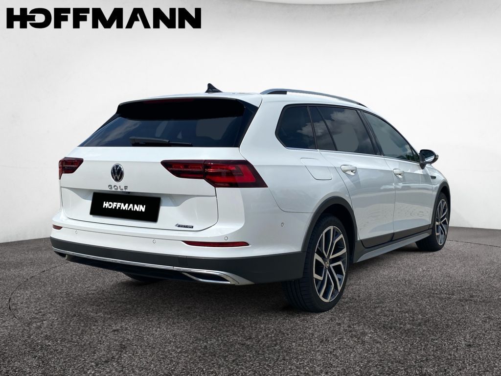 Fahrzeugabbildung Volkswagen Golf Variant 2.0 TDI 4Motion SCR DSG Alltrack