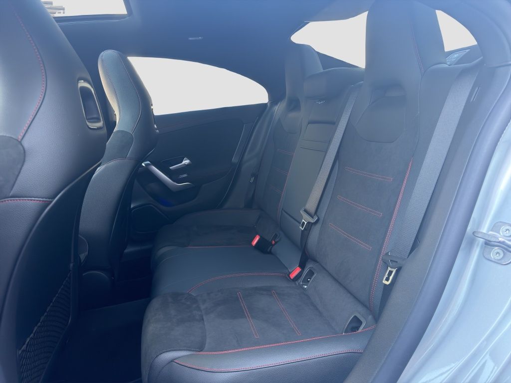Fahrzeugabbildung Mercedes-Benz CLA 200 Coupé AMG*Night*Pano*Key.Less*PDC*360°