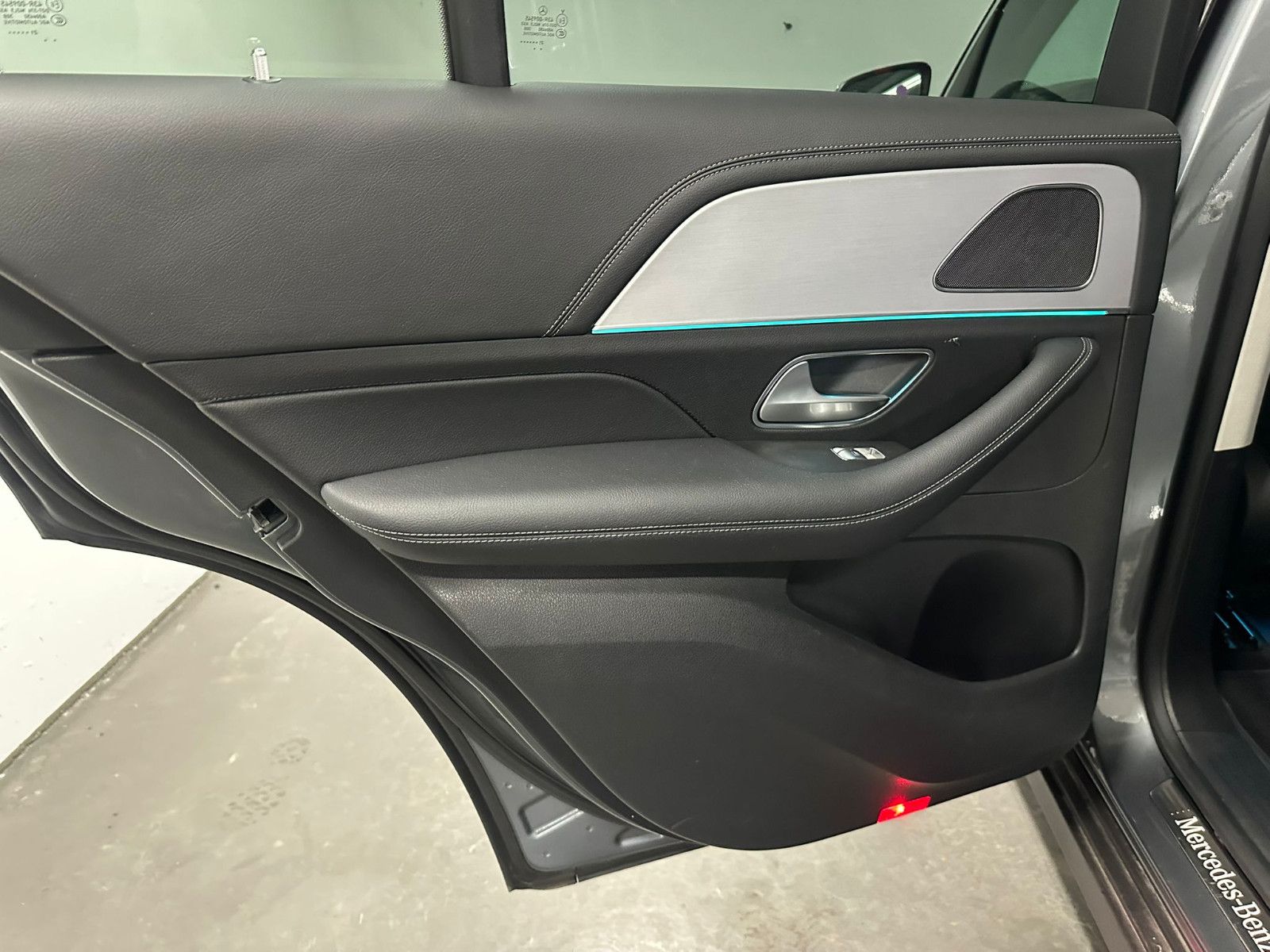 Fahrzeugabbildung Mercedes-Benz GLE 350e 4MATIC *LUXURY*AHK*KEYLESS*SITZKLIMA*