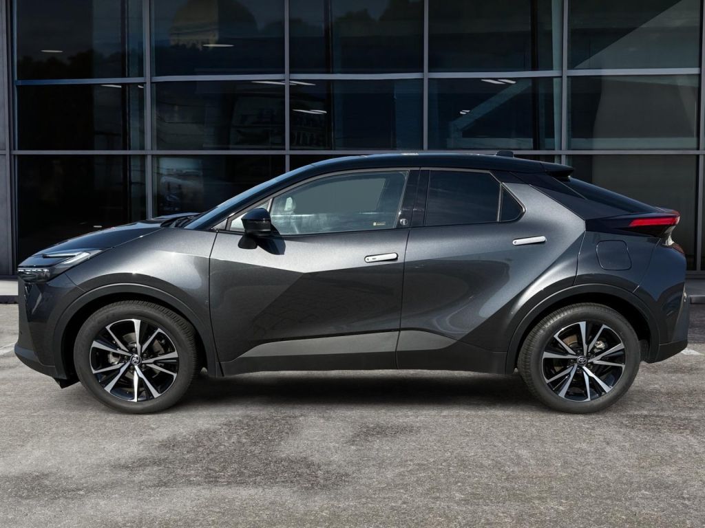 Fahrzeugabbildung Toyota C-HR 2.0 Hybrid Team Deutschland