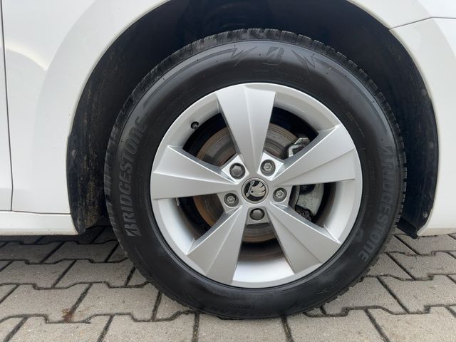 Octavia Combi 2.0 TDI DPF Style