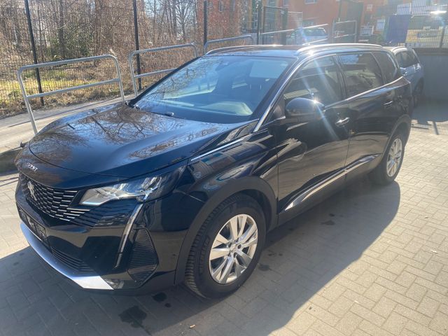 Peugeot 5008 Allure Pack/8 Fach bereift/360° Kamera/7 Si