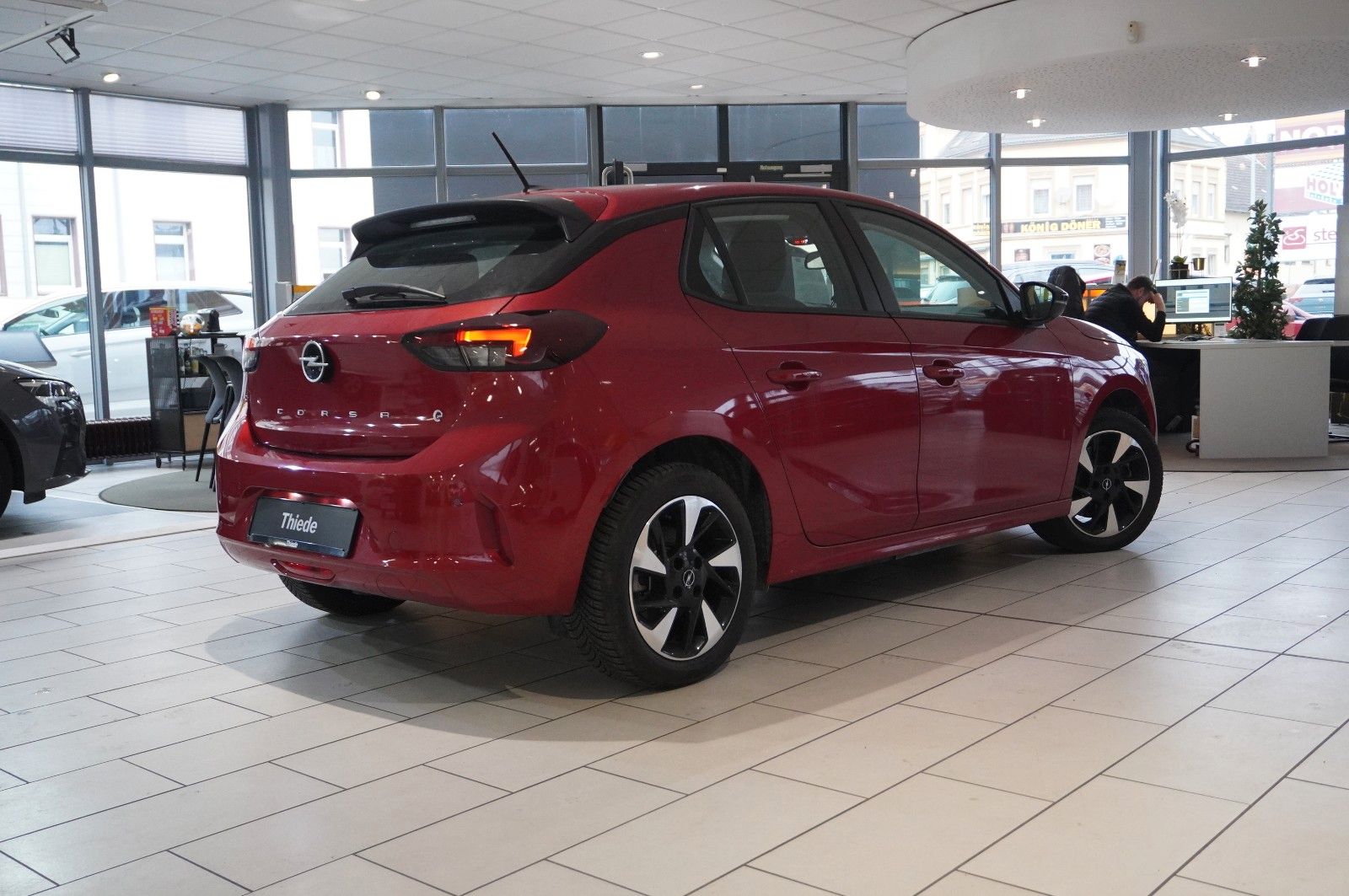 Fahrzeugabbildung Opel Corsa-e F FACELIFT 3-PHASIG NAVI/LED/SHZ/11KW