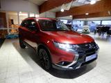 Mitsubishi Outlander 2.0 2WD CVT Active+,AHK, 7-Sitzer - Mitsubishi in Bremen