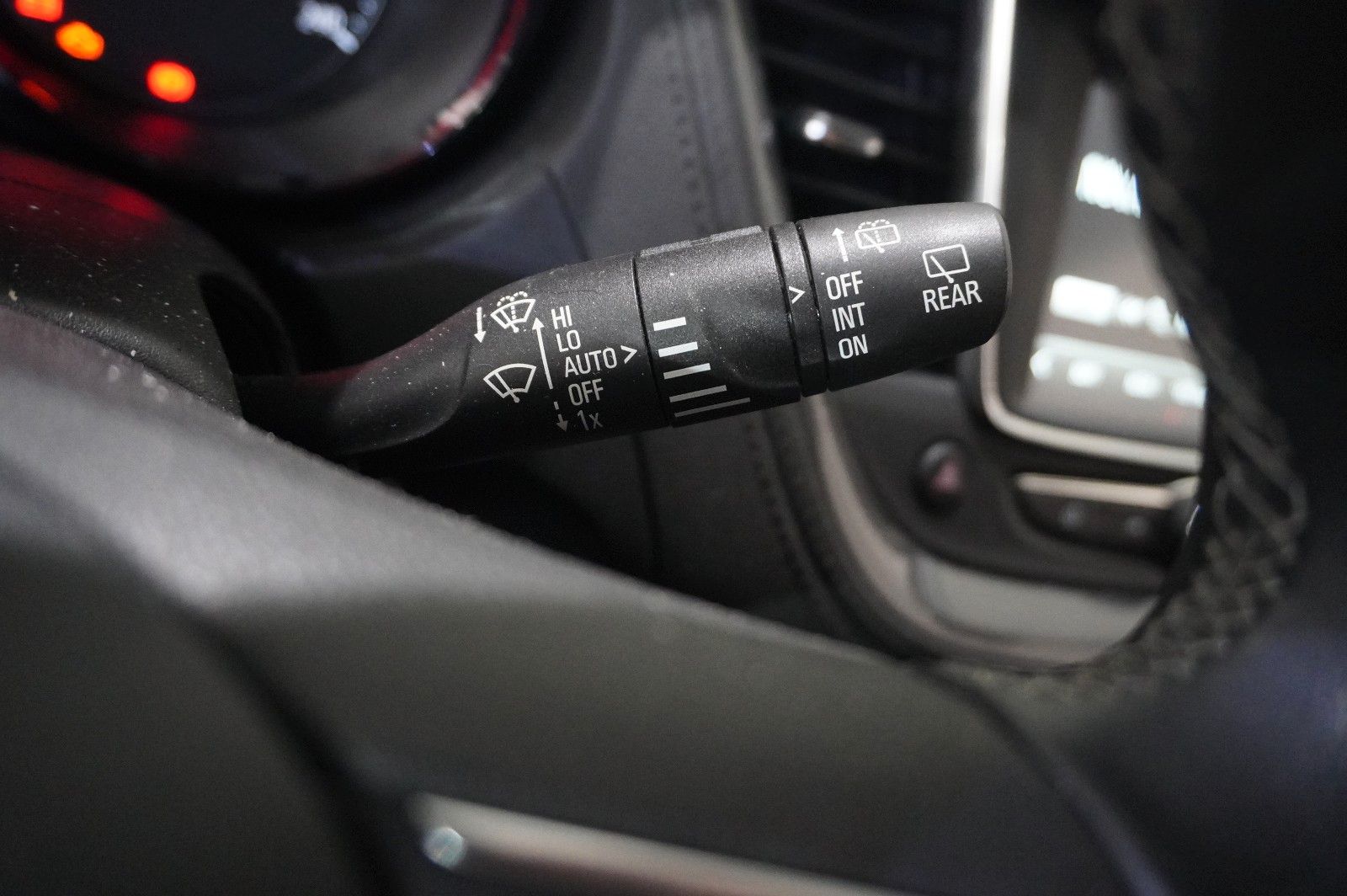 Fahrzeugabbildung Opel Grandland 1.5D AHK/KAMERA/SHZ/LHZ/FSH/ALU/ACC