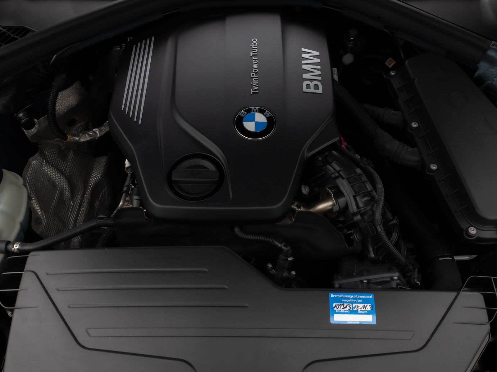 Fahrzeugabbildung BMW 320d xD Advantage Panorama Lordos AHK PDChint.