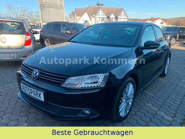 Volkswagen Jetta VI Comfortline BMT*NAVI*PDC*63000 KM!