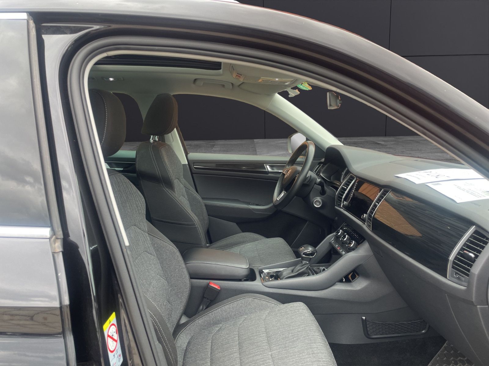 Fahrzeugabbildung SKODA Kodiaq Style 4x4/1.Hand/Pano/Shzvo+hi/Lenkrd hzb