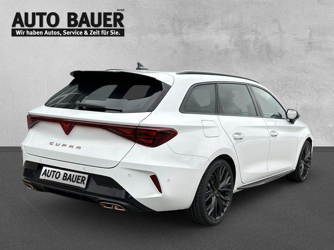 Fahrzeugabbildung CUPRA Leon ST VZ Black Edition 1.5 e-HYBRID 272 PS DSG - mit KI generiert/bearbeitet