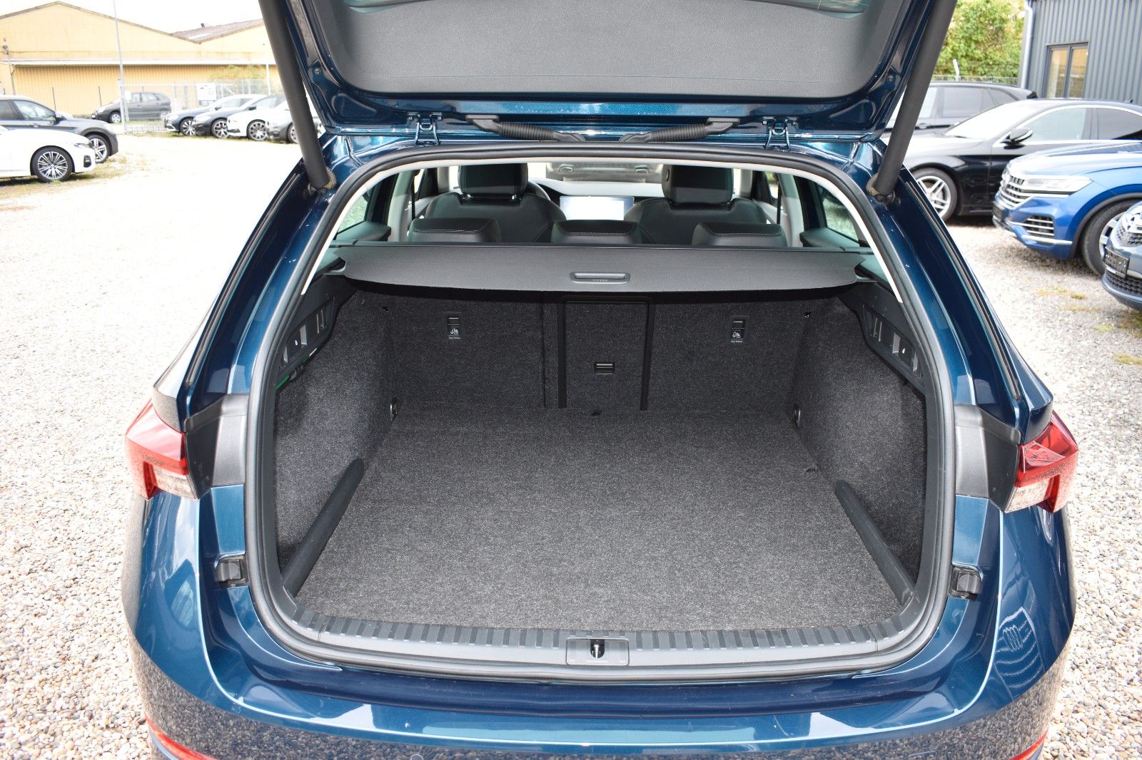 Fahrzeugabbildung SKODA Octavia Combi Style iV