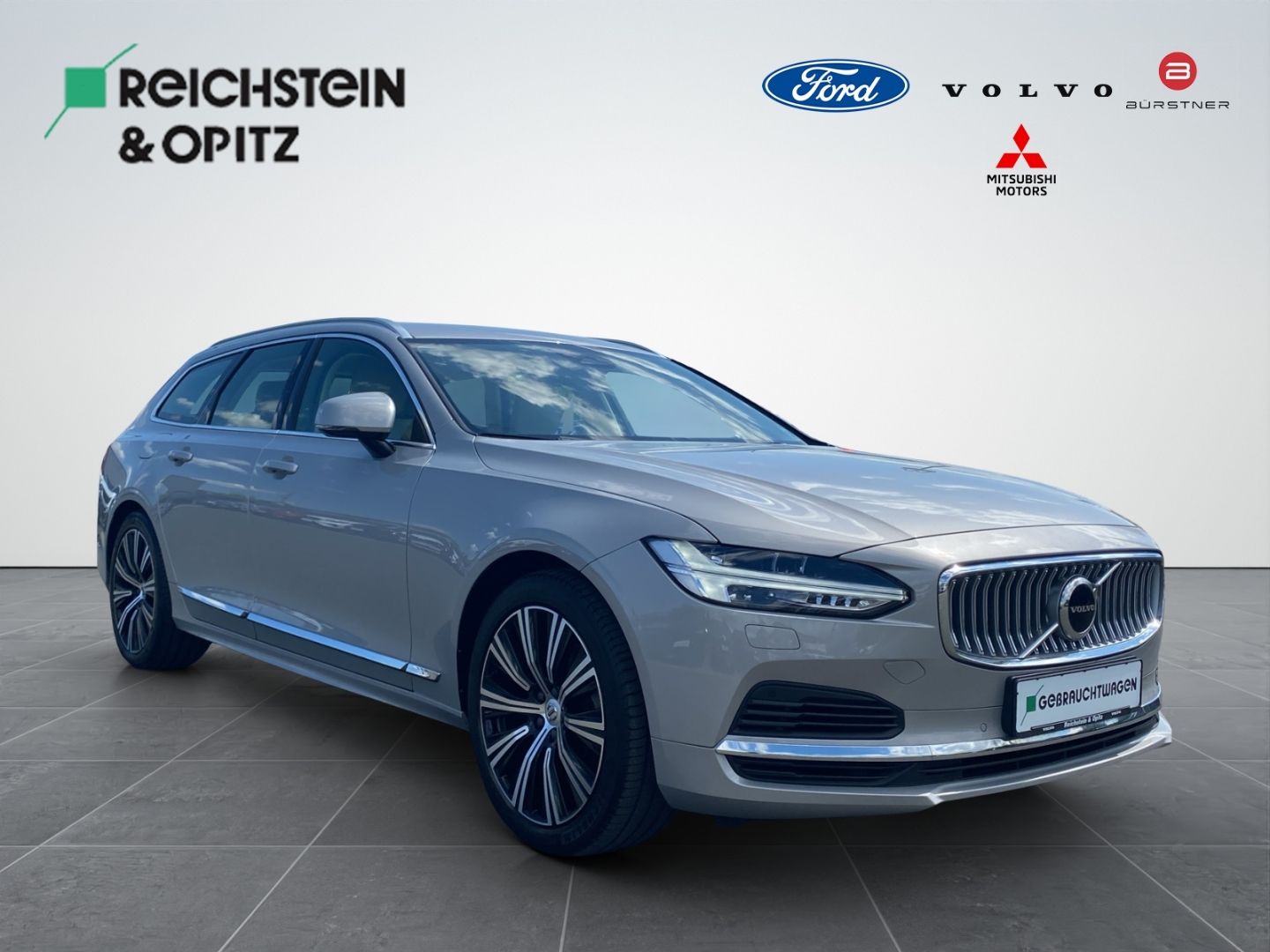 Volvo V90 Kombi Core Recharge Plug-In Hybrid AWD foto 3